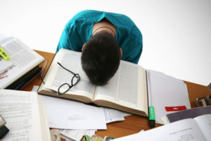 10 thói quen nhỏ giúp bạn duy trì động lực học tập Duy Trì Động Lực Học Tập