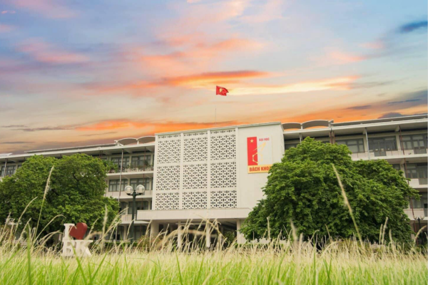 Điểm chuẩn Đại học Bách Khoa Hà Nội 2025: Cao nhất ở nhóm ngành AI và Khoa học dữ liệu Điểm chuẩn Đại học Bách Khoa Hà Nội 2025: Cao nhất ở nhóm ngành AI và Khoa học dữ liệu