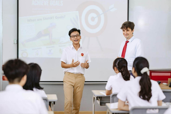 Cách rèn luyện kỹ năng thuyết trình để tự tin trong lớp học Cách rèn luyện kỹ năng thuyết trình để tự tin trong lớp học